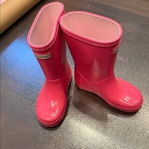 Hunter Vibrant Pink Waterproof Boots